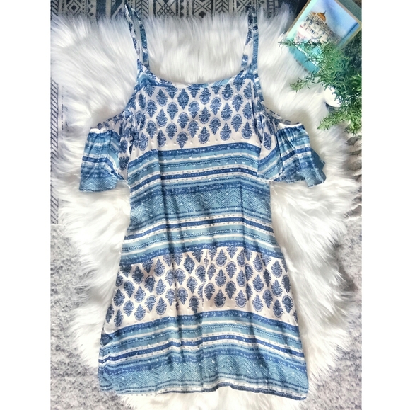 J Valdi Other - Flutter Sleeve Cover-up Dress